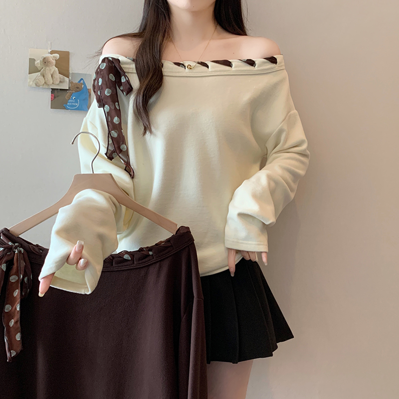 Plus Size Sweet Retro Off-Shoulder Lace-Up Long Sleeve Top 2026 Fall
