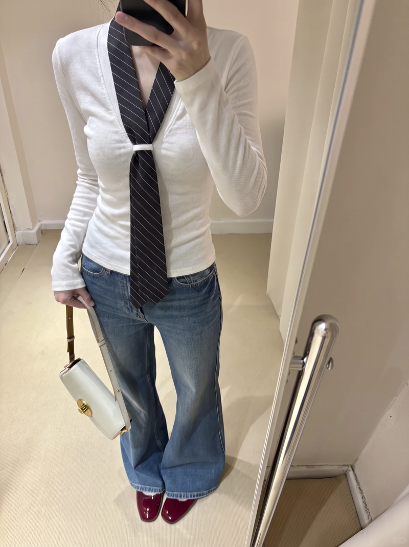2026 Autumn V-Neck Solid Cotton Long Sleeve T-Shirt with Striped Tie Top for Women