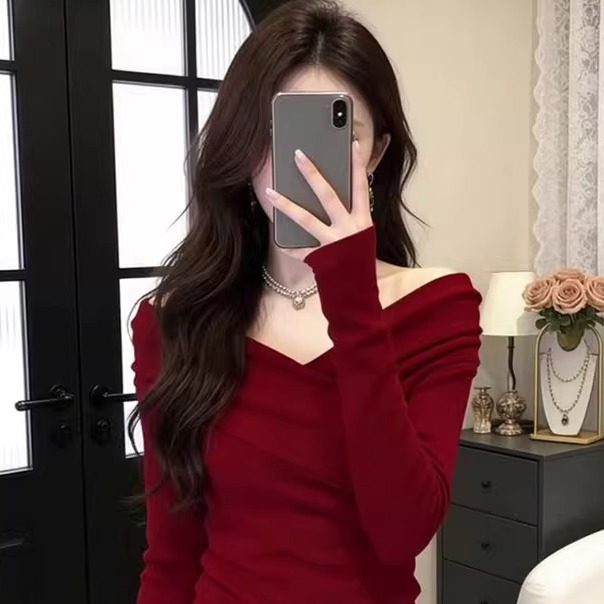 French Style Red Off-Shoulder V-Neck Long Sleeve Knit Top for Women - Image 4