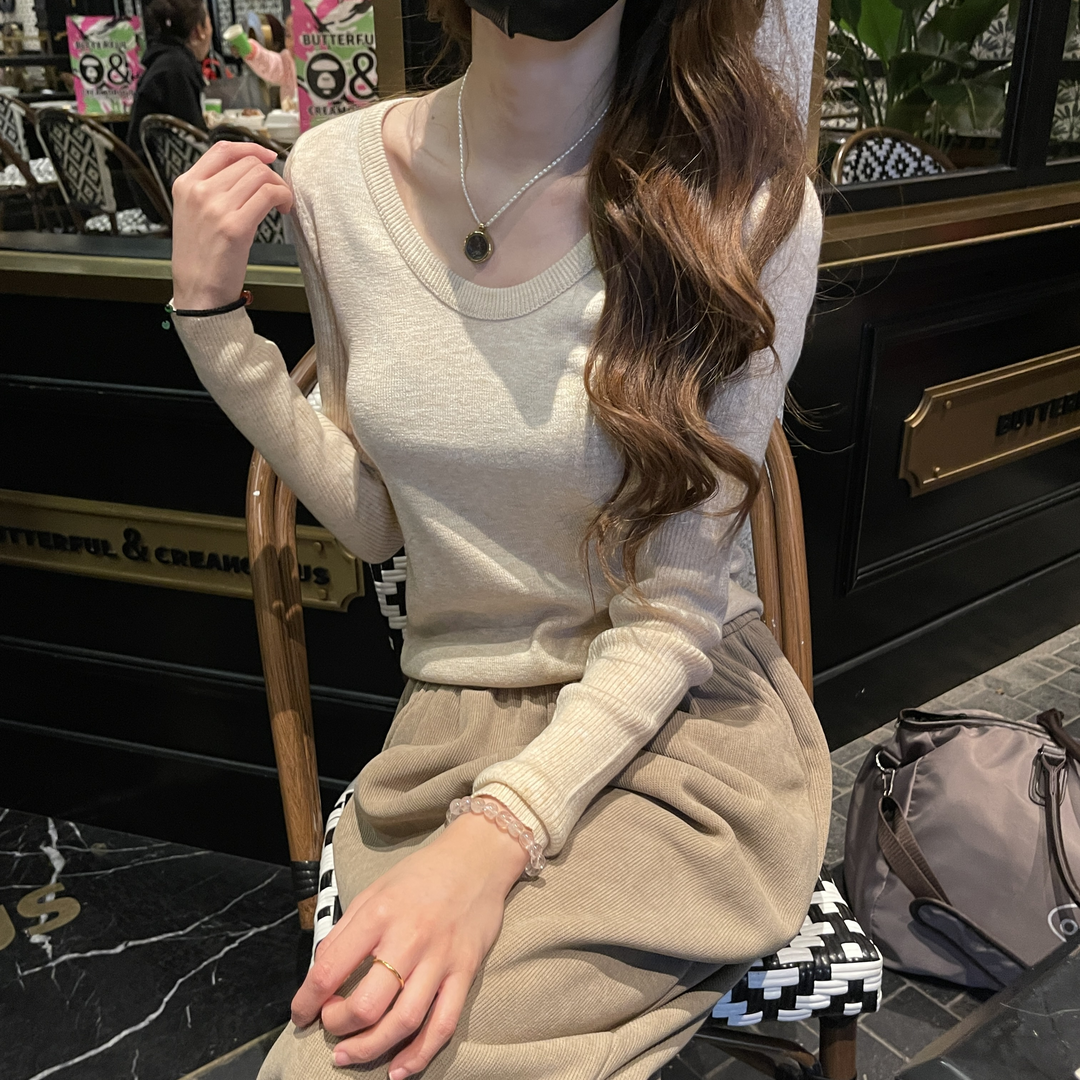 Women’s Slim Fit Crew Neck Knit Sweater Long Sleeve Pullover for Fall